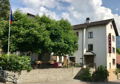 Bed and Breakfast Krone – Eschen, CA