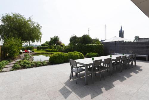 陽台/露台, Rue du Canal in 阿爾弗靈厄姆