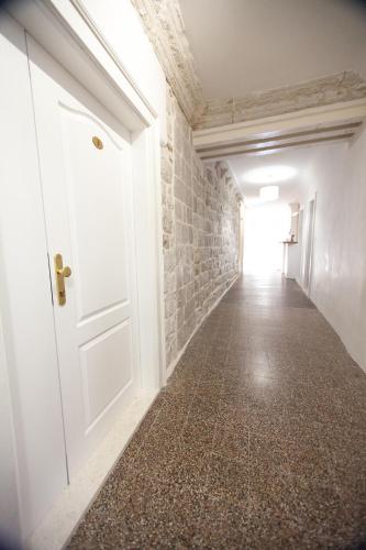 Hostel Angelina Old Town - main image