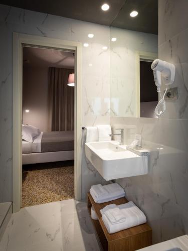 HNN Luxury Suites, Genua (zdjęcie 10)