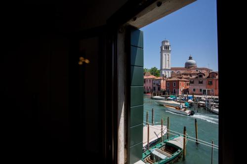 Venice Appartament Salini II - Canal view, Benátky (fotografie 6)