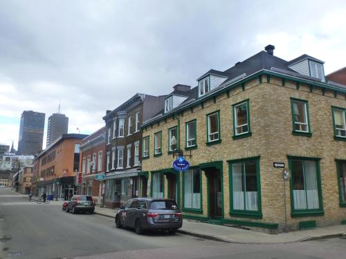 EKONO HOSTEL LA BELLE PLANETE BACKPACKERS Downtown Quebec City in Квебек-Сити (Квебек)