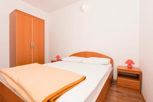 Apartments Frane - image 14
