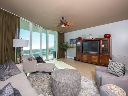 Caribe Penthouse Condo - image 4