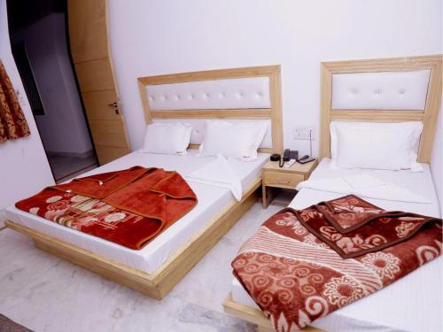 Friends Hostel by Backpackers Heaven- New Delhi Railway Station - Paharganj