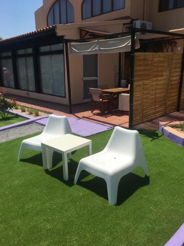  Traditional Studio Near Airport and Beach in Karteros