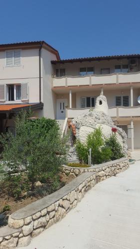  Apartments Ribica in Rab