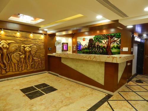 Hotel Aadhi in Mayiladuthurai