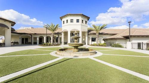 8BR Villa on Hazard - image 2