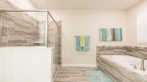 8BR Villa on Hazard - image 9