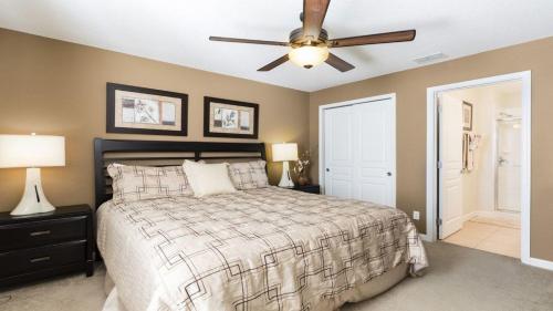 6BR Windsor Hills Villa - image 2