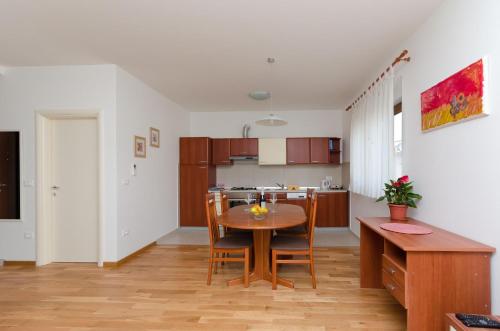 Apartment Goran - image 10
