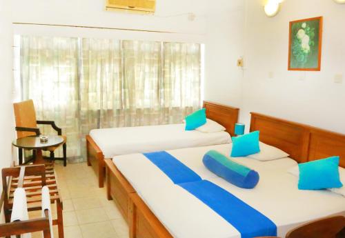 Guestroom, Ranveli Beach Resort in Mount Lavinia Beach