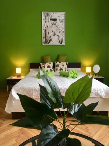  Chic&Town Cosy Green Apartment in Budapest