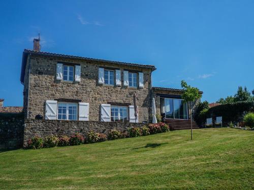 Superb holiday home with private pool - Location saisonnière - Saint-Beauzile