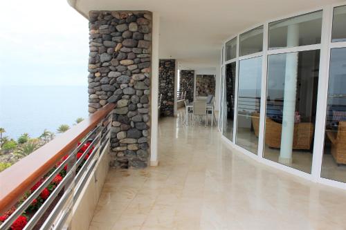 Luxury Penthouse At Club Gran Anfi Del Mar In Patalavaca Spain Reviews Prices Planet Of Hotels