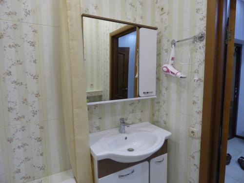 Apartment on Turisticheskaya - image 5