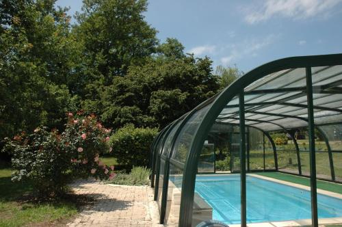 Peldbaseins, La Palombiere in Lucmau