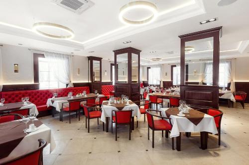 Rozhdestvensky Hotel - image 2