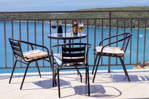 Apartments Villa Vanja - image 2