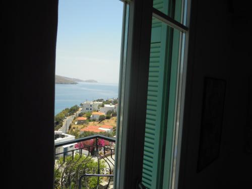 Blue Dolphin Room Type - Double or Twin Room with Sea View