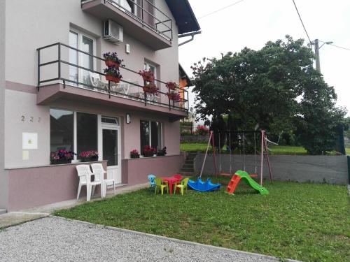 Apartment Beha - image 2