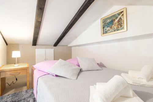 Tranquility and Nature in 4 Bedroom with Sea View Tranquility and Nature in 4 Bedroom with Sea View