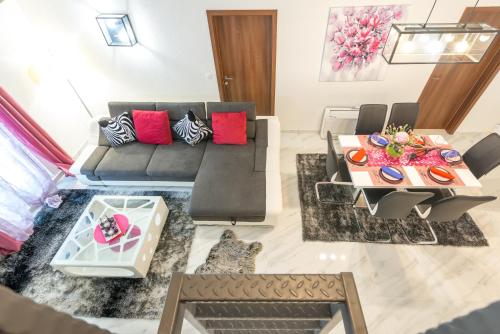 Tranquility and Nature in 4 Bedroom with Sea View Tranquility and Nature in 4 Bedroom with Sea View