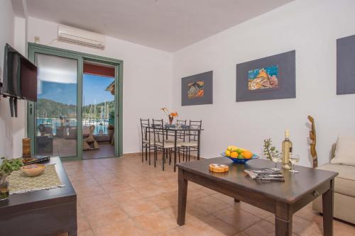 Blue Seaview Apartment 75 sqm on Nydri Coast - image 3