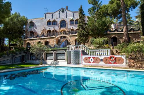 Apartamentos Gaudi Style