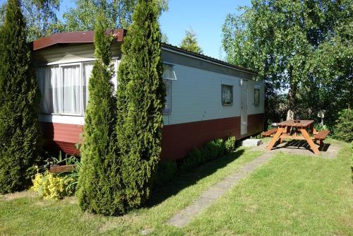 2 bedrooms, 3 beds