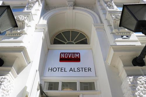 Novum Hotel Alster Hamburg St. Georg - main image