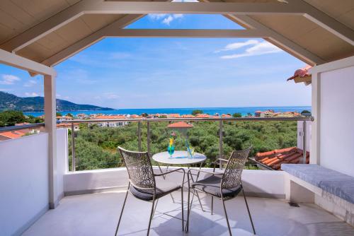 Ocean Beach Hotel - image 4