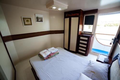 1 double bed