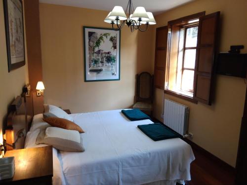 Casa Rural A Rega Room Type - Double Room with Private Bathroom