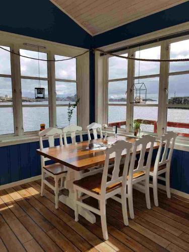 Restorāns, A Rorbuer - by Classic Norway Hotels in Å (Nordland)