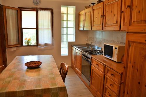 Konyha, Petrus Vacanze in Arbatax