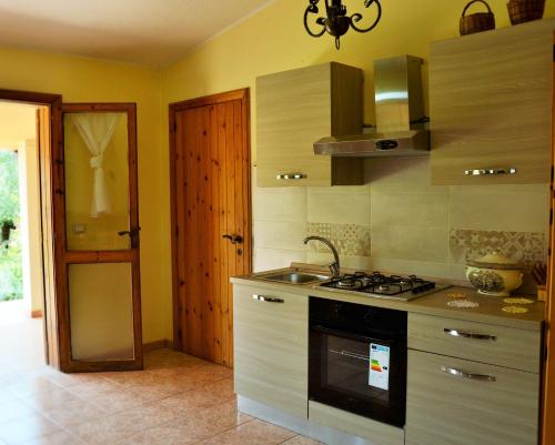 Konyha, Petrus Vacanze in Arbatax