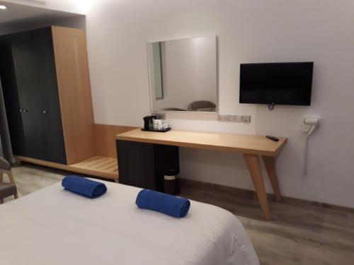 Protaras Plaza Hotel - main image