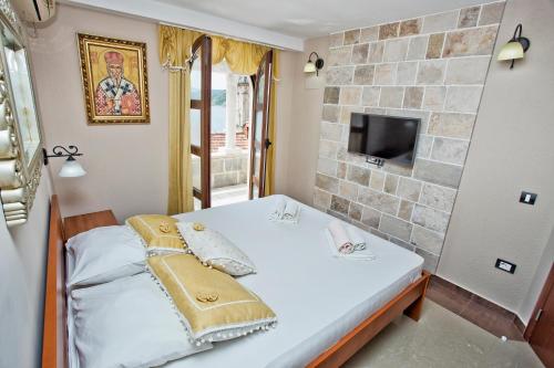 Apartments Admiral - image 2