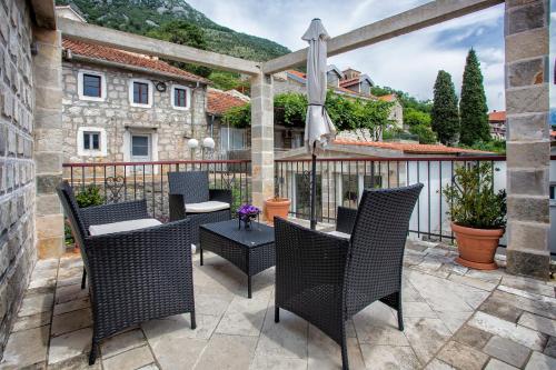 Balkon/teras, Apartments Admiral in Perast
