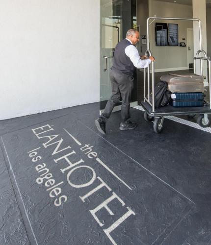 Elan Hotel - main image