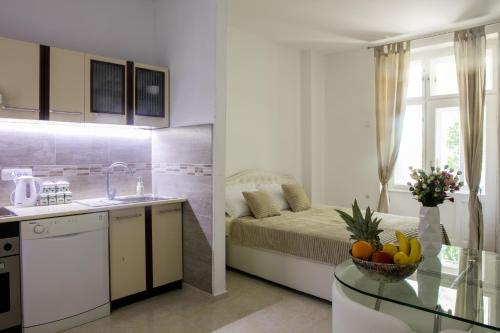 Natalie's Apartment - image 2