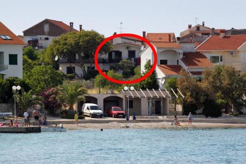 Apartments by the sea Preko Ugljan - 8261