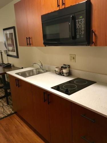 Aspen Suites Hotel Sitka - image 8