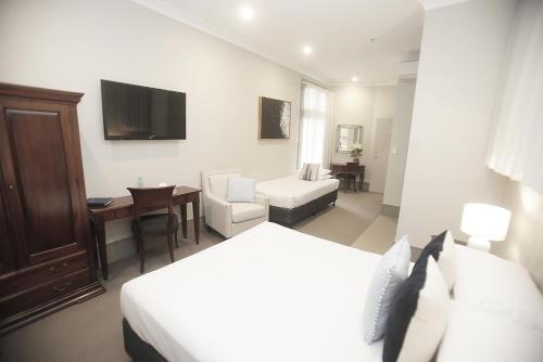 Hotel Bondi - image 2