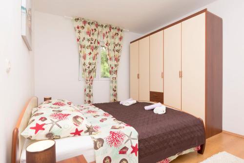 Apartment Petea - image 14