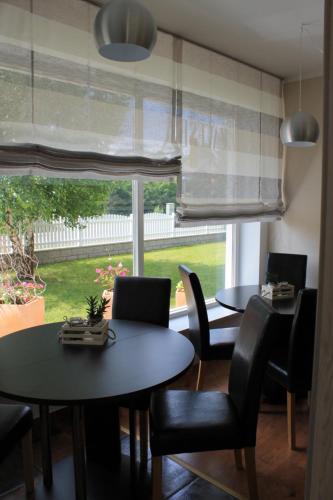 Iekārtas, Yellow Dreamhouse in Postojna