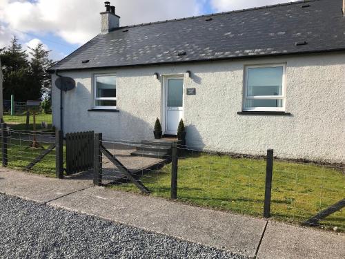 Loch A Tuath Cottage, , Western Isles