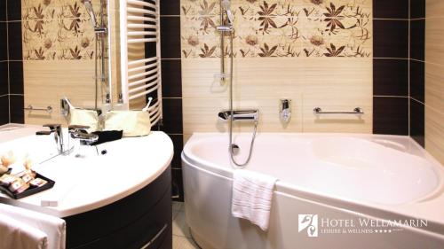 Hotel Wellamarin - image 8